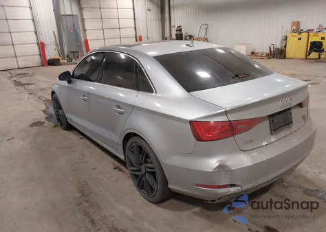 2015 Audi A3 2.0T Premium z USA, uszkodzony, nr VIN WAUEFGFF8F1066563